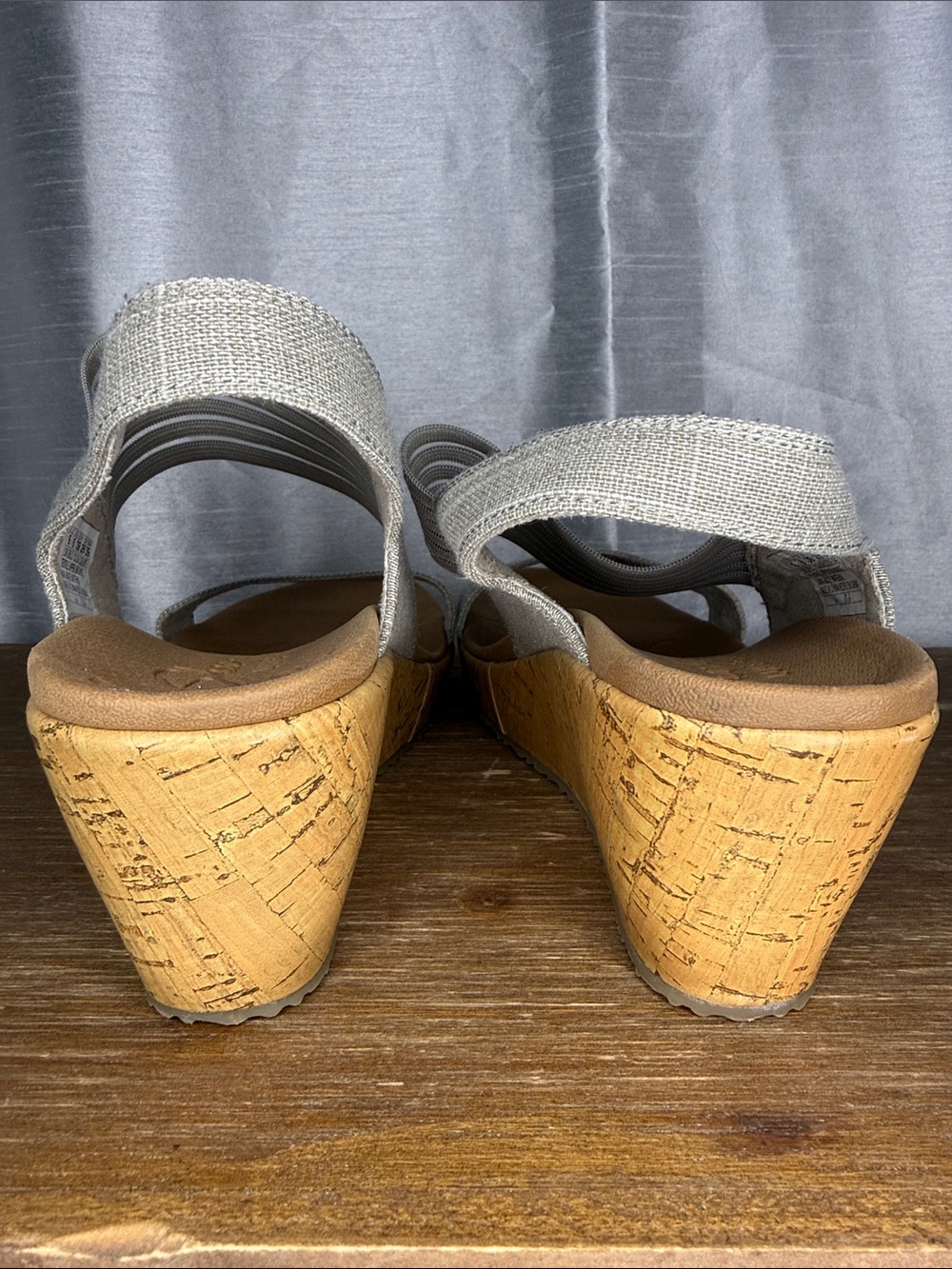 Skechers Beverlee Smitten Sling Back Strappy Wedge Open Toe Taupe Luxe Foam - Picture 3 of 10